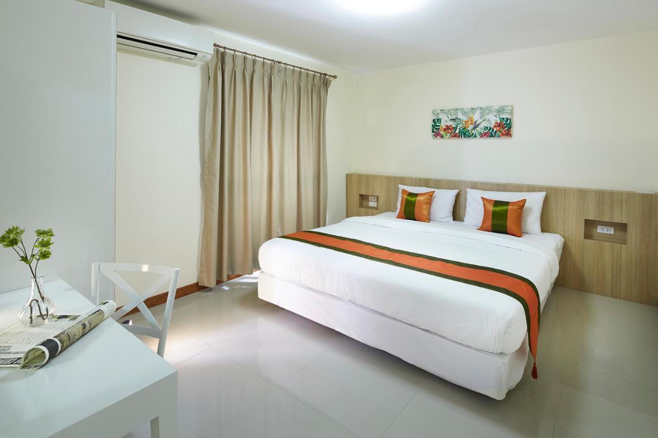 The Plimplace Hotel Бангкок Экстерьер фото